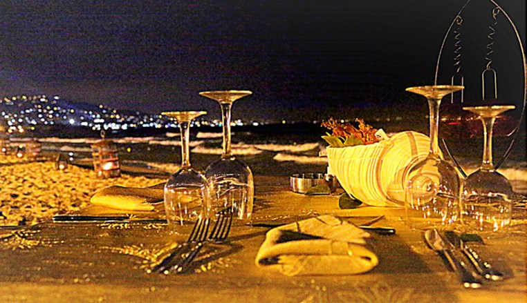 Romantic Dinner at Edde Sands